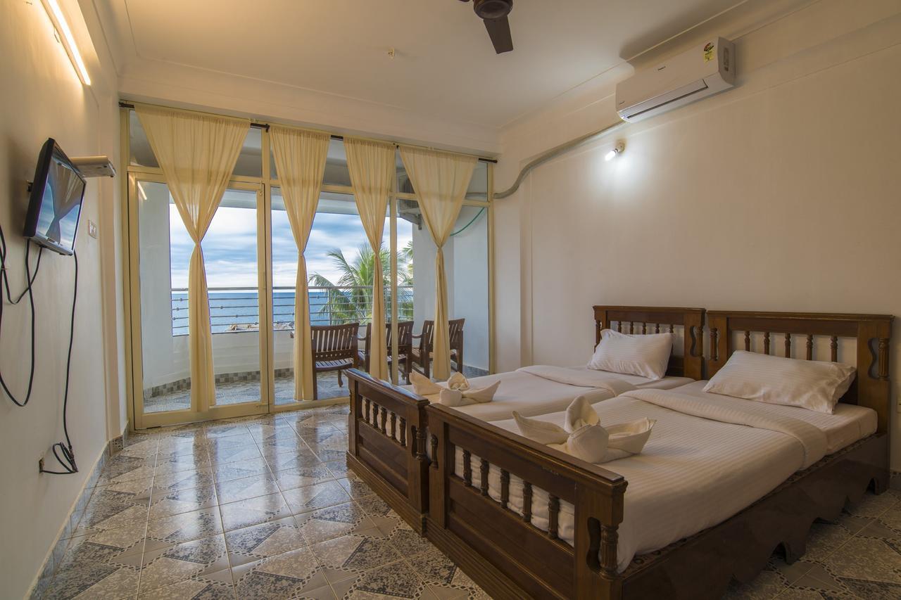 Surya Beach Resort Kovalam Exterior photo